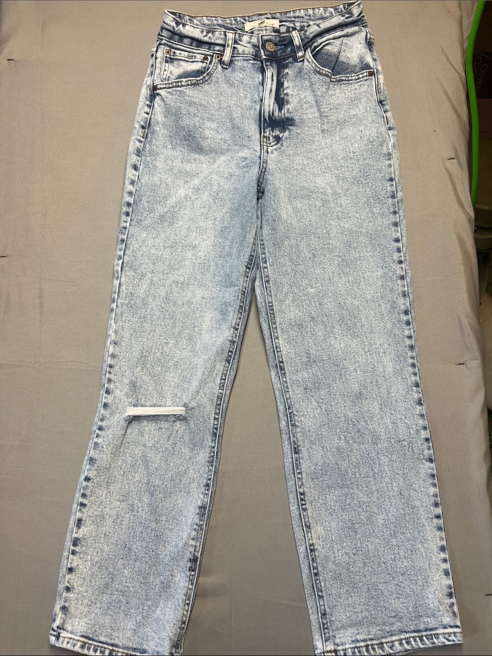 Copper Key Light Blue Straight Leg Jeans with Knee Rip
